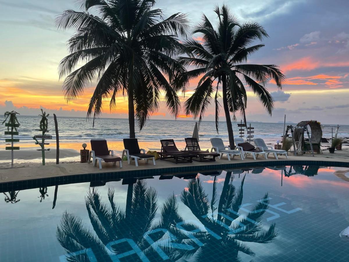 Lanta Paradise Beach Resort Ко-Ланта Экстерьер фото